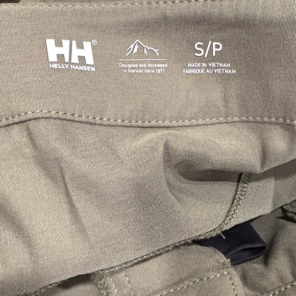 Helly Hansen Solen Classic Recycled Water Short NEW - Picture 2 of 9
